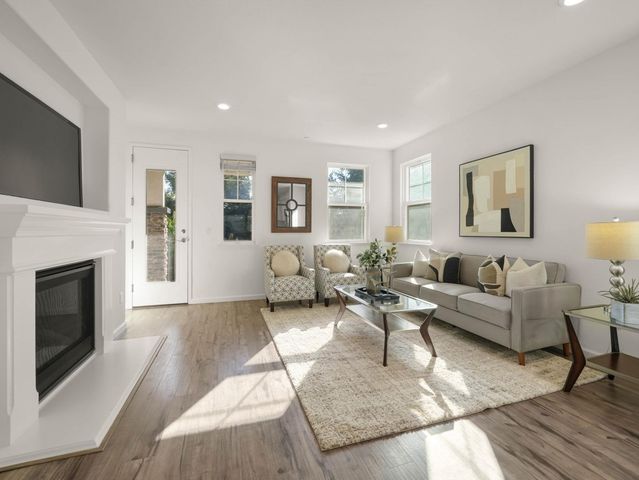 229 Spring Harvest, Hayward, CA 94544