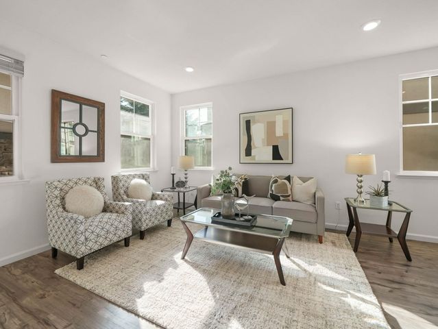 229 Spring Harvest, Hayward, CA 94544