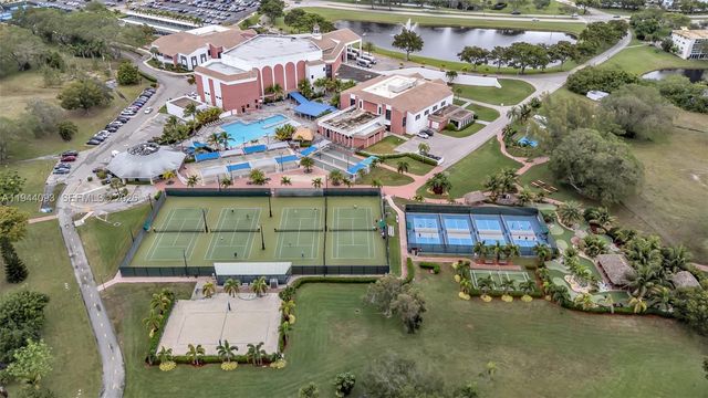 1009 Berkshire A 1009, Deerfield Beach, FL 33442