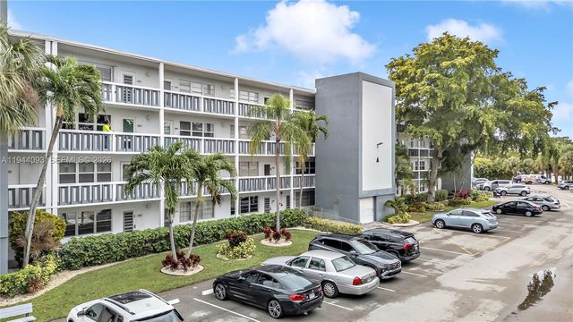 1009 Berkshire A 1009, Deerfield Beach, FL 33442