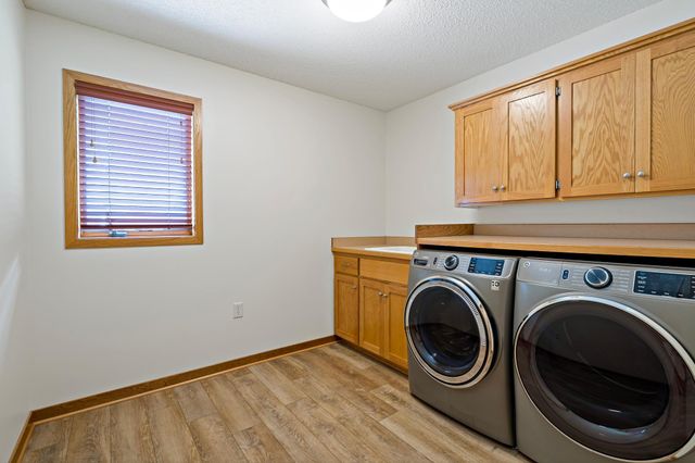 19604 Ironton Circle NW, Elk River, MN 55330