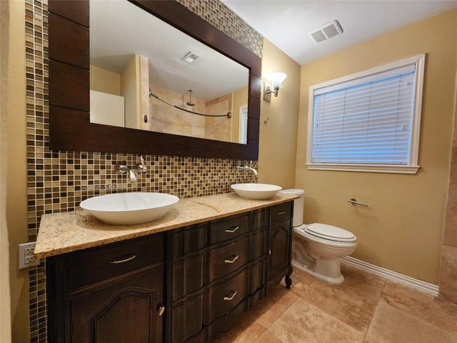 6418 Woodbrook Lane, Houston, TX 77008