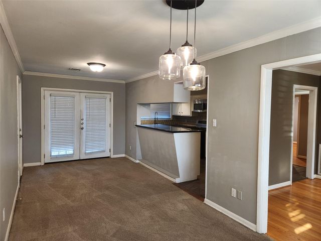 6418 Woodbrook Lane, Houston, TX 77008