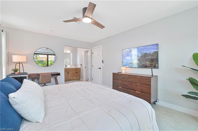 6386 Royal Woods DR, Fort Myers, FL 33908