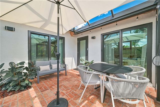 6386 Royal Woods DR, Fort Myers, FL 33908