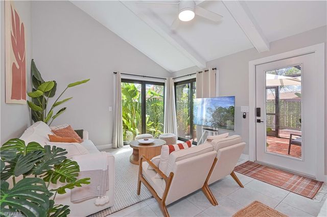 6386 Royal Woods DR, Fort Myers, FL 33908