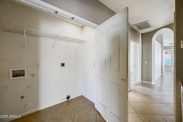 3830 E Tanglewood Drive, Phoenix, AZ 85048