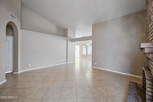 3830 E Tanglewood Drive, Phoenix, AZ 85048