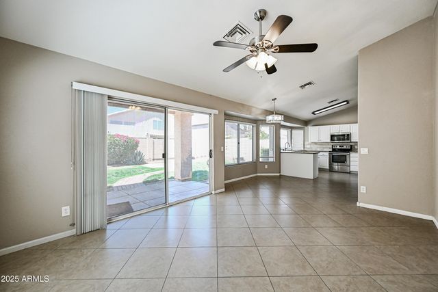 3830 E Tanglewood Drive, Phoenix, AZ 85048
