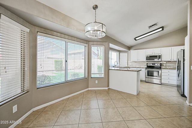 3830 E Tanglewood Drive, Phoenix, AZ 85048