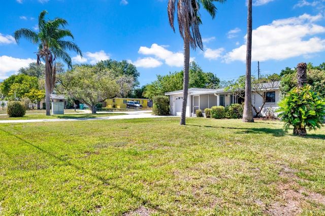 10597 110TH AVENUE, Largo, FL 33773