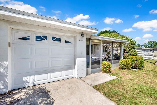 10597 110TH AVENUE, Largo, FL 33773