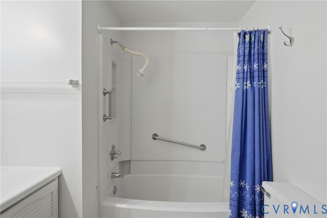 10106 Spinning Wheel Way, Henrico, VA 23233