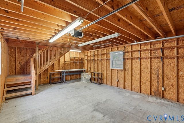 10106 Spinning Wheel Way, Henrico, VA 23233