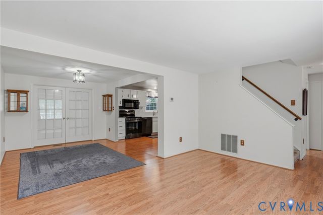 10106 Spinning Wheel Way, Henrico, VA 23233