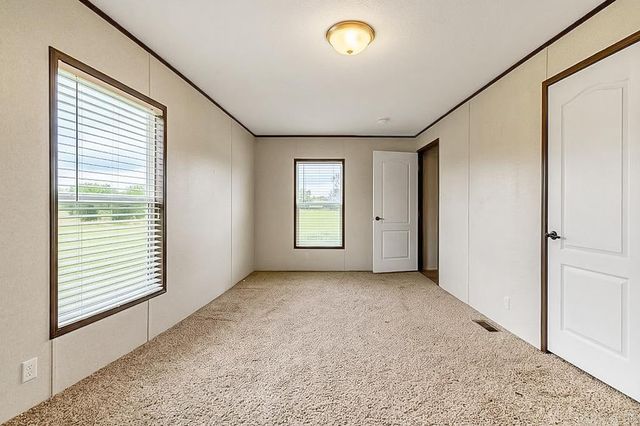 6136 N Highway 29 Highway, Blevins, AR 71825