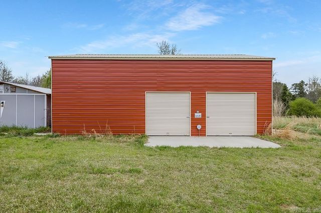 6136 N Highway 29 Highway, Blevins, AR 71825