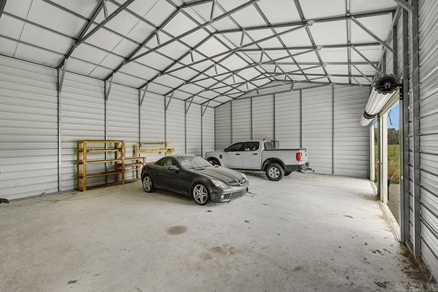6136 N Highway 29 Highway, Blevins, AR 71825