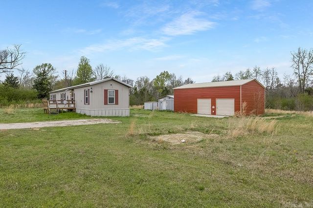 6136 N Highway 29 Highway, Blevins, AR 71825