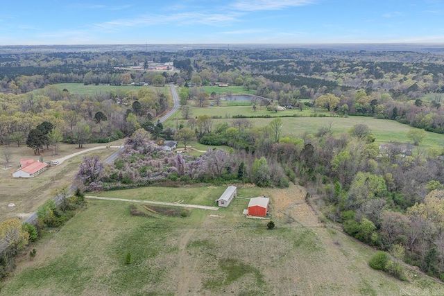 6136 N Highway 29 Highway, Blevins, AR 71825