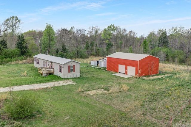 6136 N Highway 29 Highway, Blevins, AR 71825
