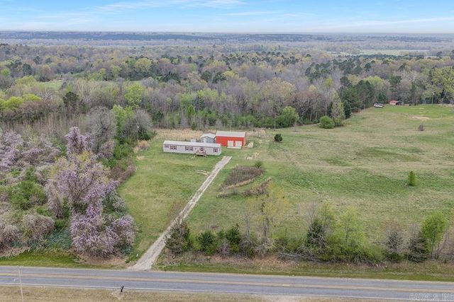 6136 N Highway 29 Highway, Blevins, AR 71825
