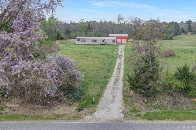 6136 N Highway 29 Highway, Blevins, AR 71825