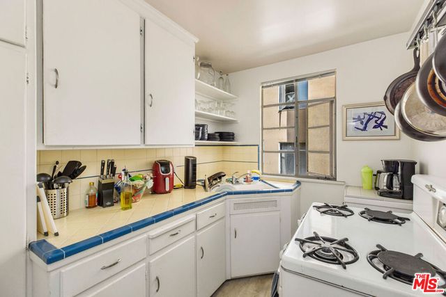 1425 N Hayworth Avenue, West Hollywood, CA 90046