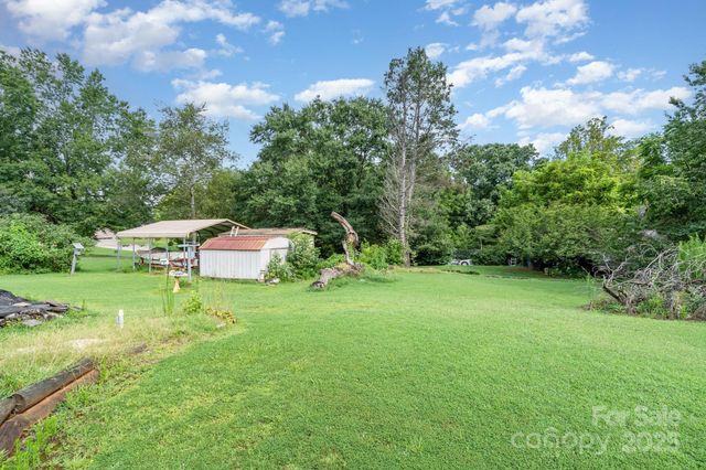 6311 St Peters Church Road, Conover, NC 28613