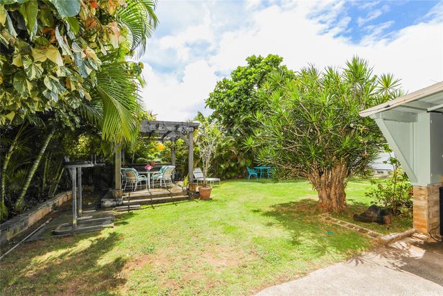 491 Kihapai Street, Kailua, HI 96734