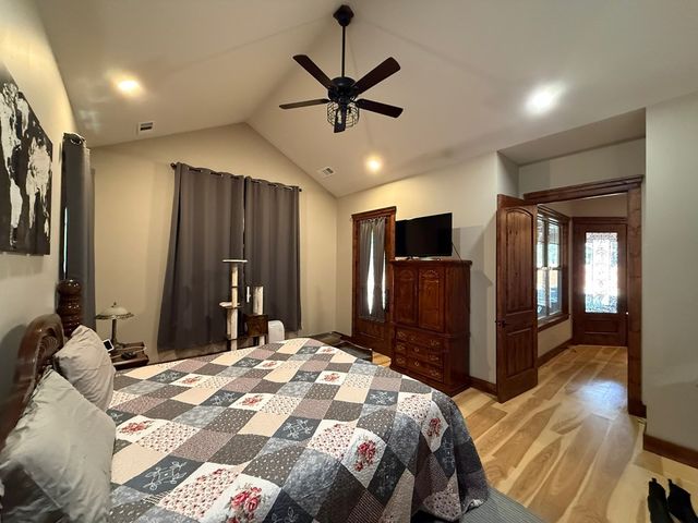 3331 Gumlog Road, Young Harris, GA 30582