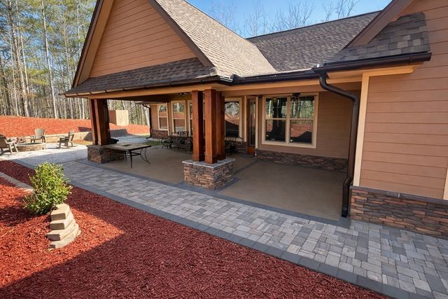 3331 Gumlog Road, Young Harris, GA 30582