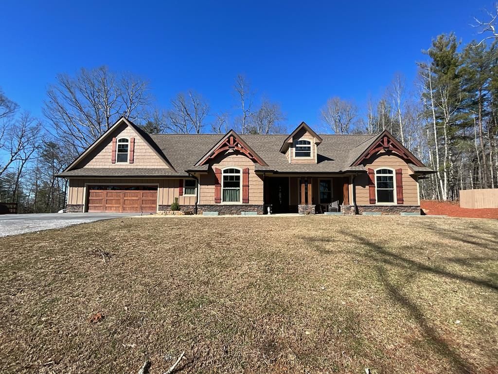 3331 Gumlog Road, Young Harris, GA 30582