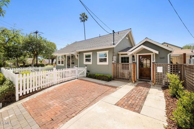1677 N Sierra Bonita Avenue, Pasadena, CA 91104