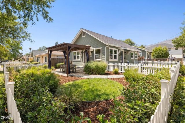 1677 N Sierra Bonita Avenue, Pasadena, CA 91104