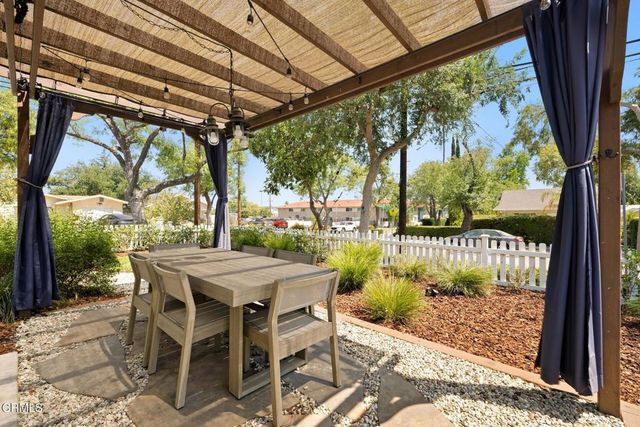 1677 N Sierra Bonita Avenue, Pasadena, CA 91104