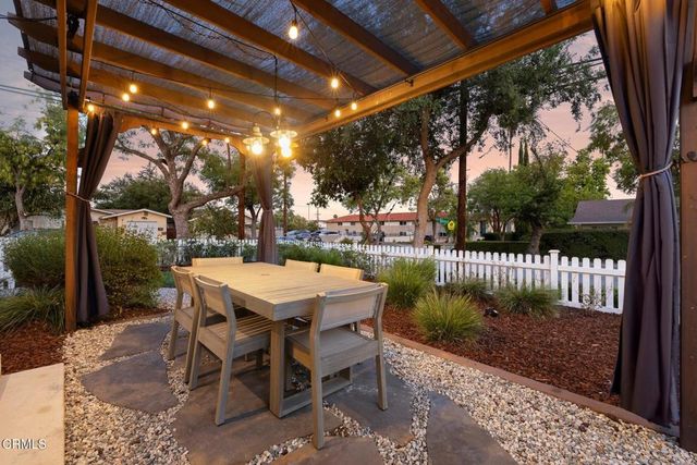 1677 N Sierra Bonita Avenue, Pasadena, CA 91104