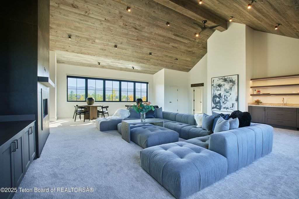 1240 SPOTTED FAWN Court, Driggs, ID 83422 photo 15