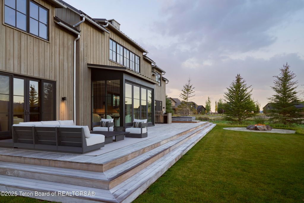 1240 SPOTTED FAWN Court, Driggs, ID 83422 photo 2