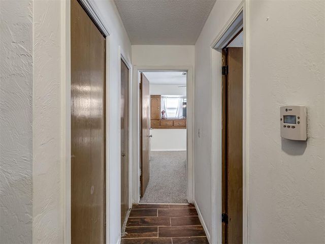 113 Oakside Drive, Moore, OK 73160