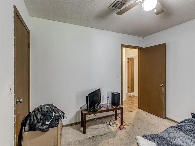 113 Oakside Drive, Moore, OK 73160