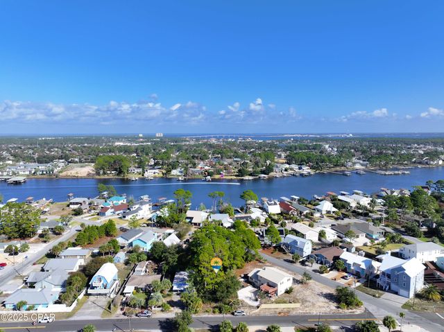 6900 Sunset Avenue, Panama City, FL 32408