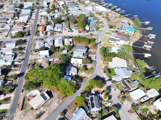 6900 Sunset Avenue, Panama City, FL 32408