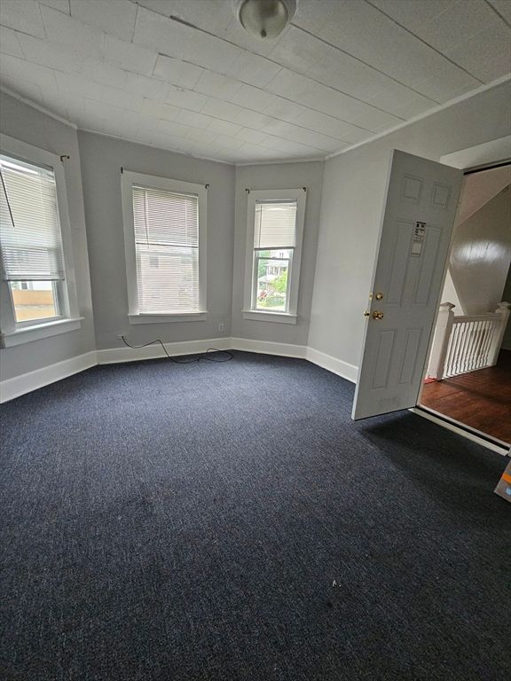 51 Rutledge Ave 2nd fl, Springfield, MA 01105