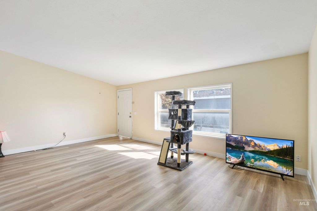 509 River Valley St., Nampa, ID 83687 photo 4
