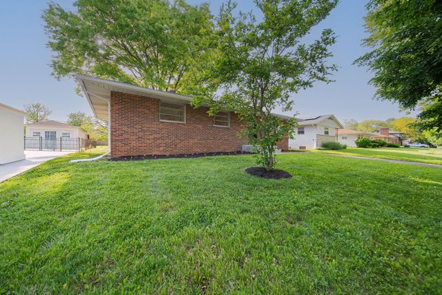 1301 Bernhard Road, Columbus, OH 43227