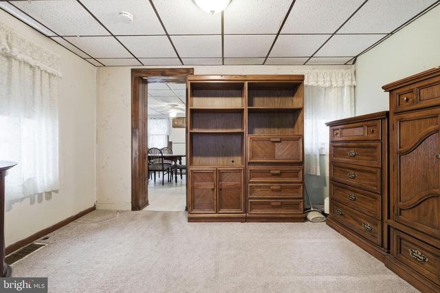 16 SENECA ST, Essington, PA 19029