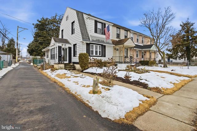 16 SENECA ST, Essington, PA 19029