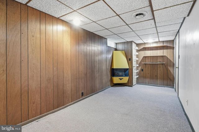 16 SENECA ST, Essington, PA 19029