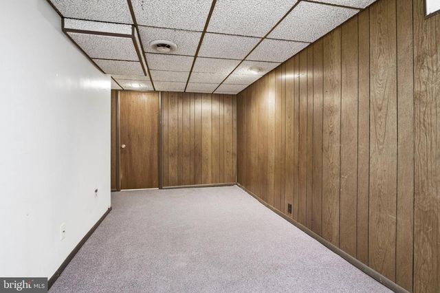 16 SENECA ST, Essington, PA 19029